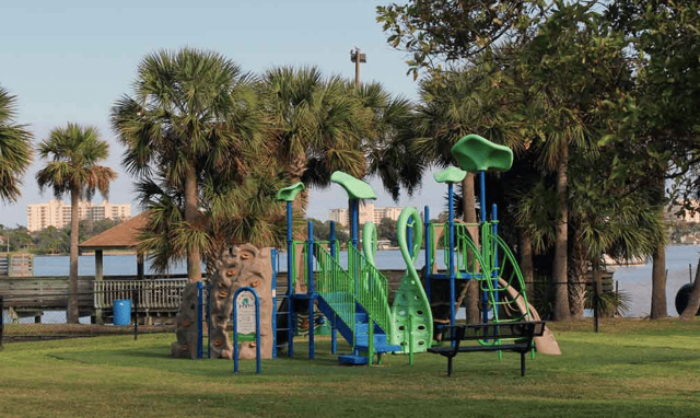 Bethune Point Park 4