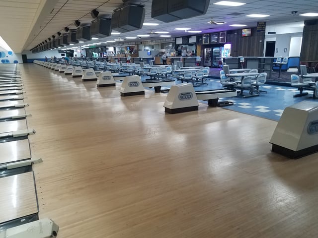 Poelking Lanes South 3