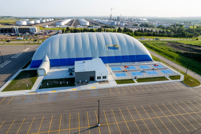 mandan tennis center.jpg