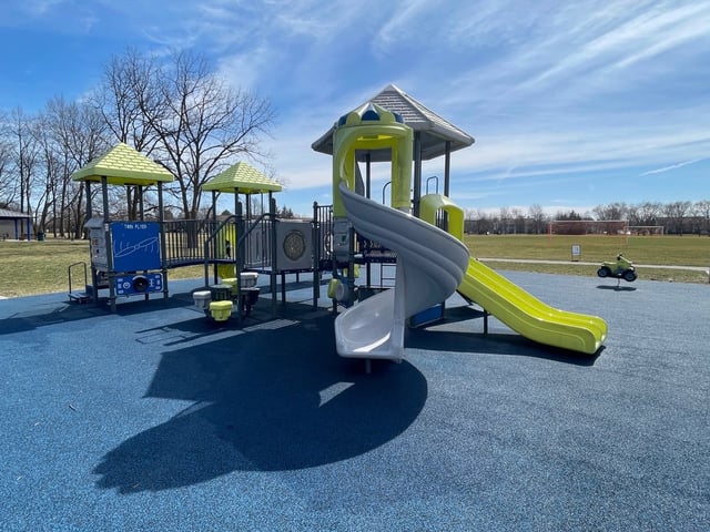 Roy G. Holland Memorial Park10