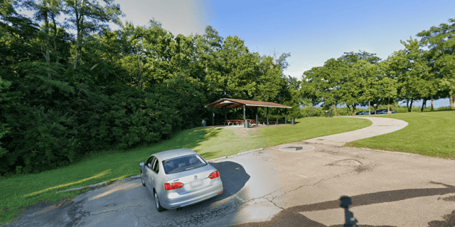 Veterans Park Shelter 4