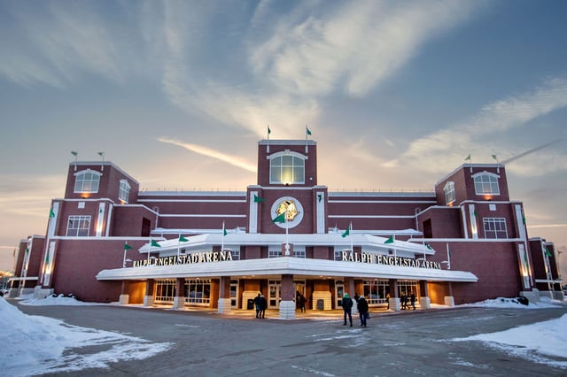 ralph engelstad arena 2.jpeg