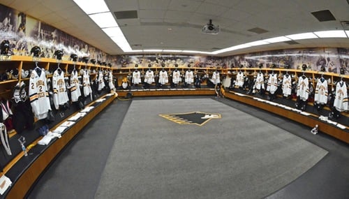 lockerroom1.jpg