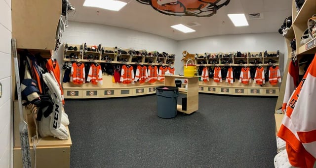 thayer sports academy ice hockey locker room.jpeg