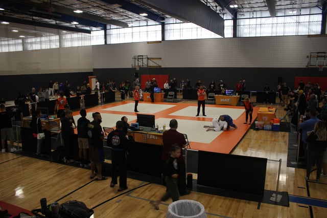 76652273_2700361640014517_2077630686444912640_n