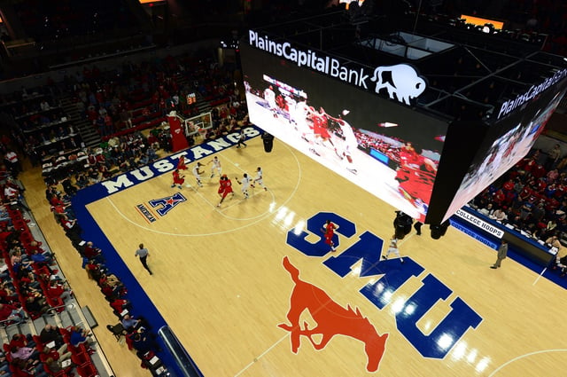 AnyConv.com__SMU - Moody Coliseum 5