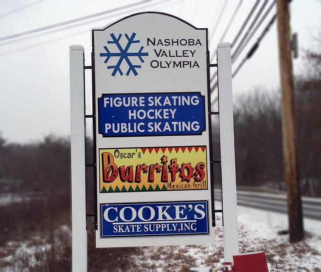 Nashoba valley olympia ice rink exterior.jpg