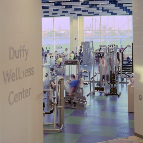 bluewater-ymca-duffy-wellness-center-weights-500x500