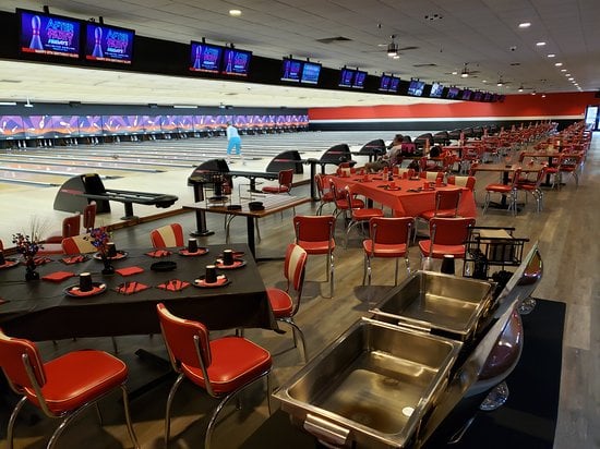 AMF Williamsburg Lanes 5