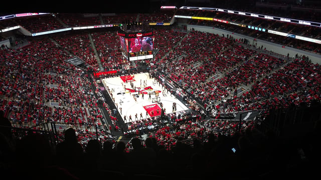 KFC Yum! Center 4