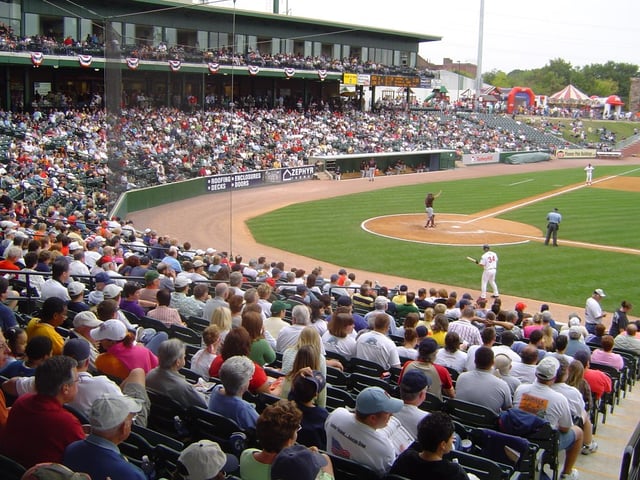 Clipper Magazine Stadium 6