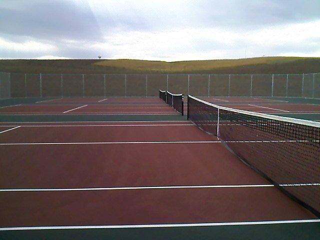 Parkview tennis empty.jpg