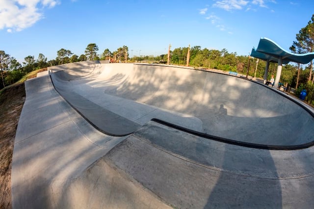 Ogden-Skatepark-small-6a6312215056a34_6a6312e8-5056-a348-3a65ab9ca11a9348
