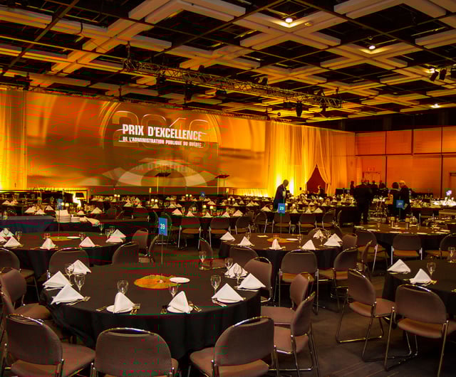 2000A_Banquet_Freeman.jpg