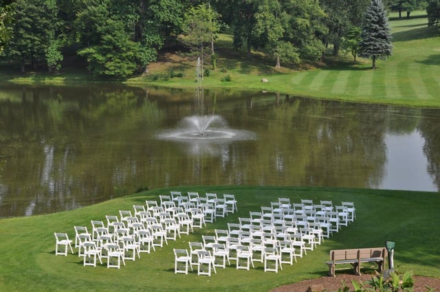 Paradise Lake Country Club 4