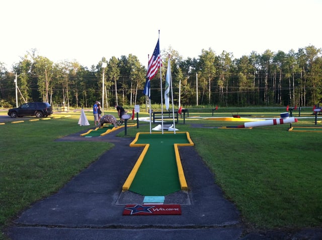 Friendly Putt Putt