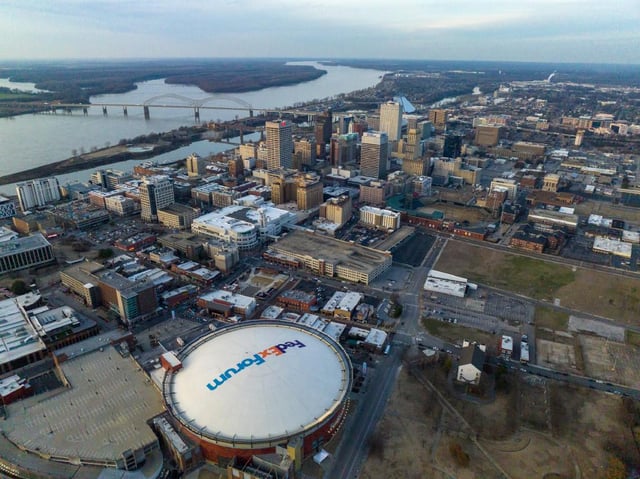 Downtown Memphis Skyline  Julian Harper.jpg