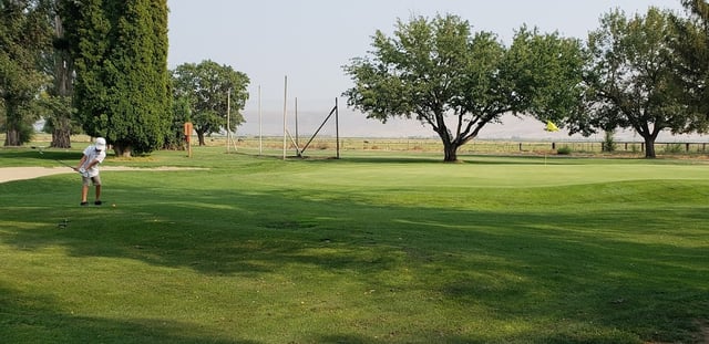 Mt. Adams Country Club and Golf Course 4