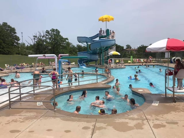 Camdenton Aquatic Center7