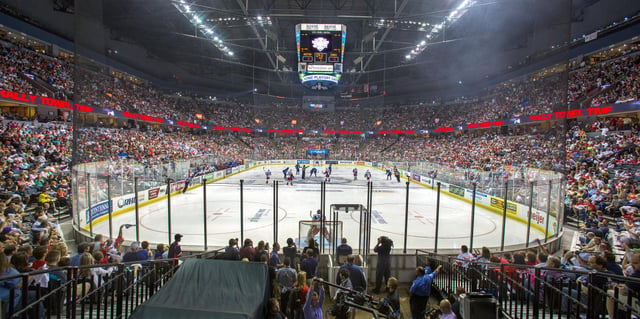 EDITGriffins_Van_Andel_Arena_panorama_54255b79-d47f-4c34-9f8d-3887c85d7f50