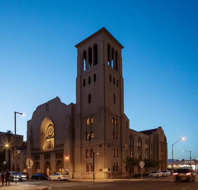 visit phoenix monroe street abbey wedding venue .jpg