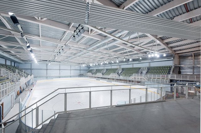 Indoor-Ice-Rinks 4