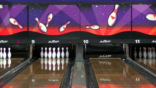 AMF Williamsburg Lanes 3