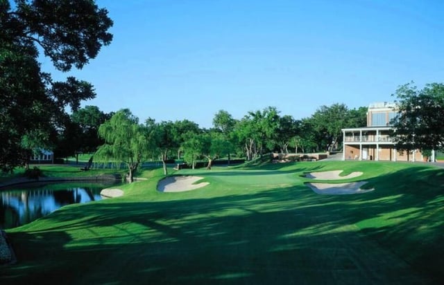 Colonial Country Club4