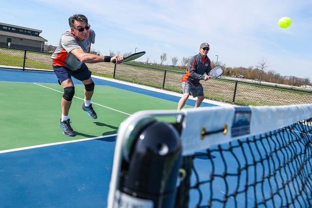 98fcf044-3322-4933-a143-679139be464f-pickleball_in_fishers_JRW01