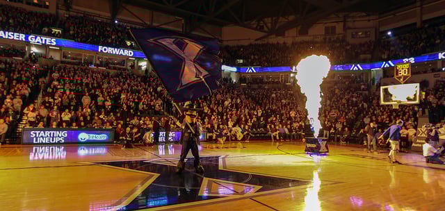 place_stadiums_cintas_center_cover