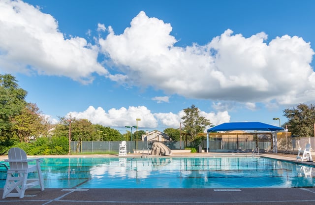 Summit Recreation Center Pool