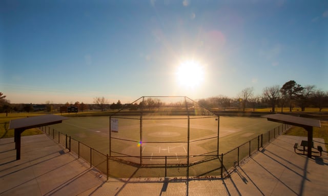 5bdf24bc88110a579cab9865_1. Miracle_Field_LR-6263