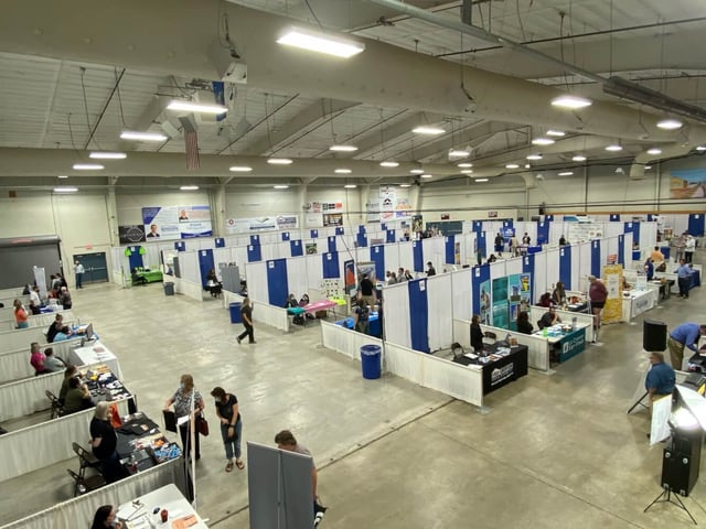Omni Center Onalaska Arena.jpg