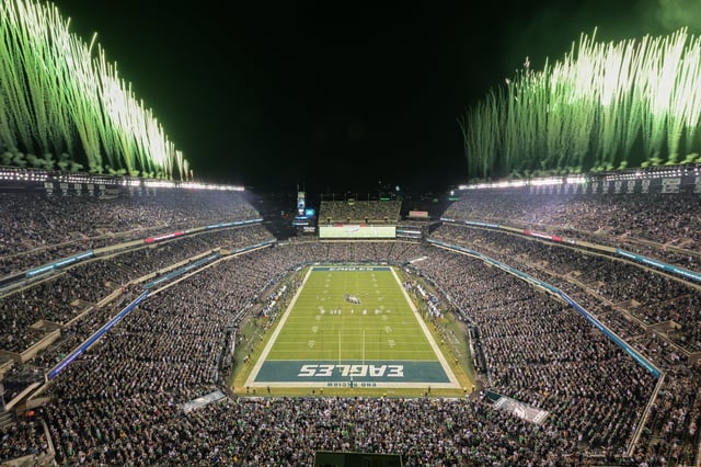 Philadelphia_Eagles___Lincoln_Financial_Field_SpaCFbDqSguuQL1G4Ykx2Qu18q0ABlZBh_rgb_l (1)-min.jpg