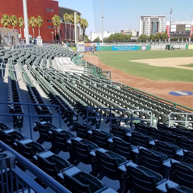 Banner Island Ballpark 5