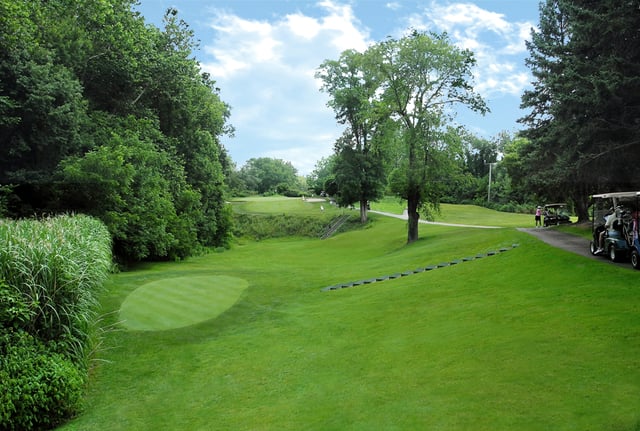 Columbia Hills Country Club 6