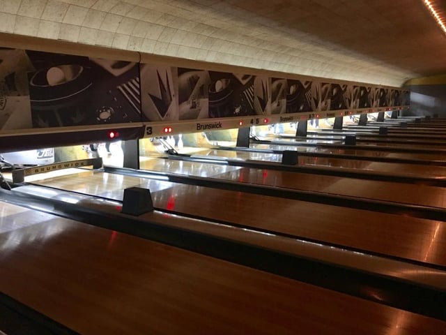 Sunshine Lanes2