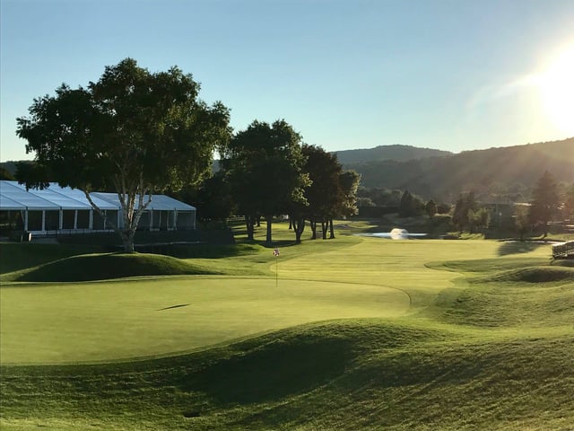 En-Joie Golf Club 1
