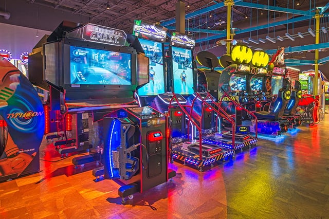 main event entertainment center 4