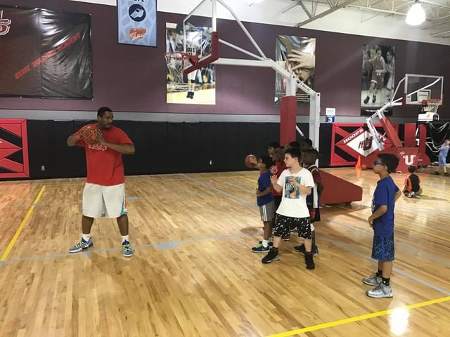 HoopsCityU1