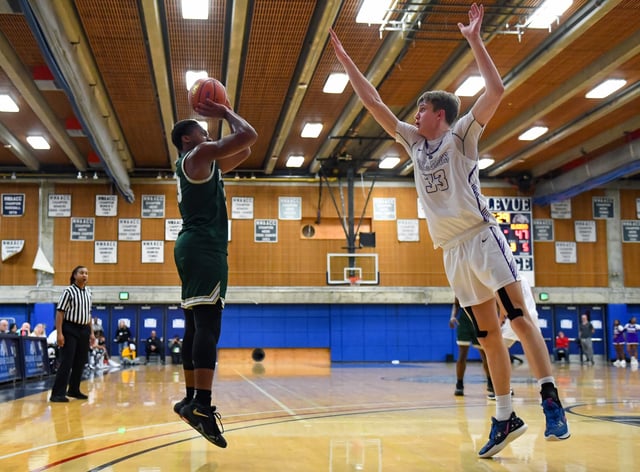 Bellevue college basketball sports illustrated.jpeg