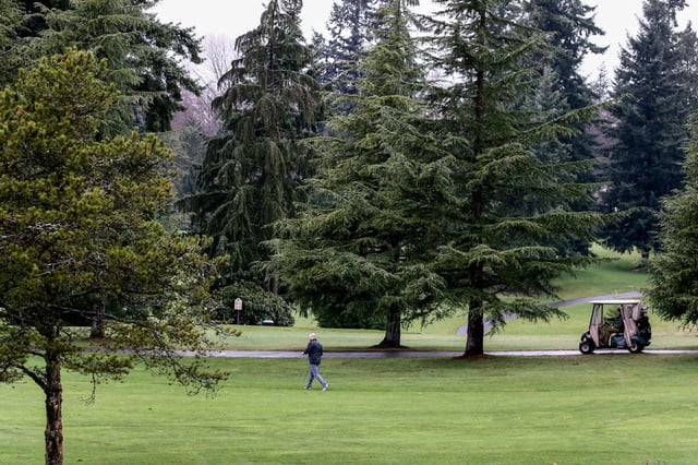 Walter E. Hall Memorial Golf Course 4
