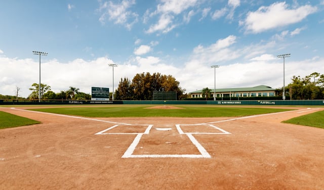 jackie-robinson-baseball-sports-complex.jpg