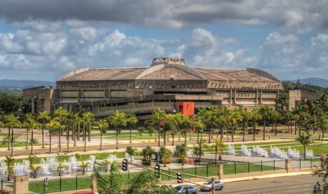 Roberto Clemente Coliseum2