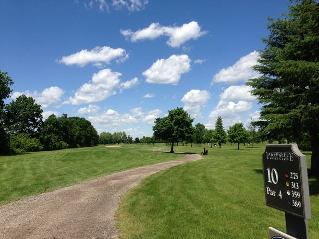 Lake Breeze Golf Club3