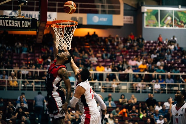 Manuel Iguina Coliseum 5