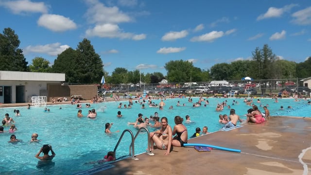 Vandehey Waters Outdoor Aquatic Center