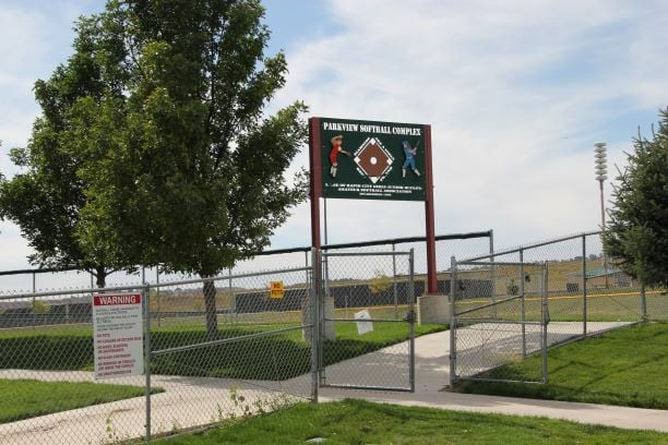 Parkview tennis entrance.jpg