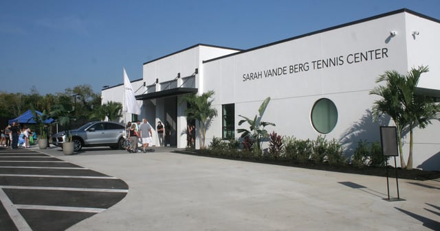 sarah vande berg tennis center