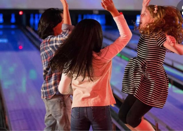 Plateau Bowling Lanes4